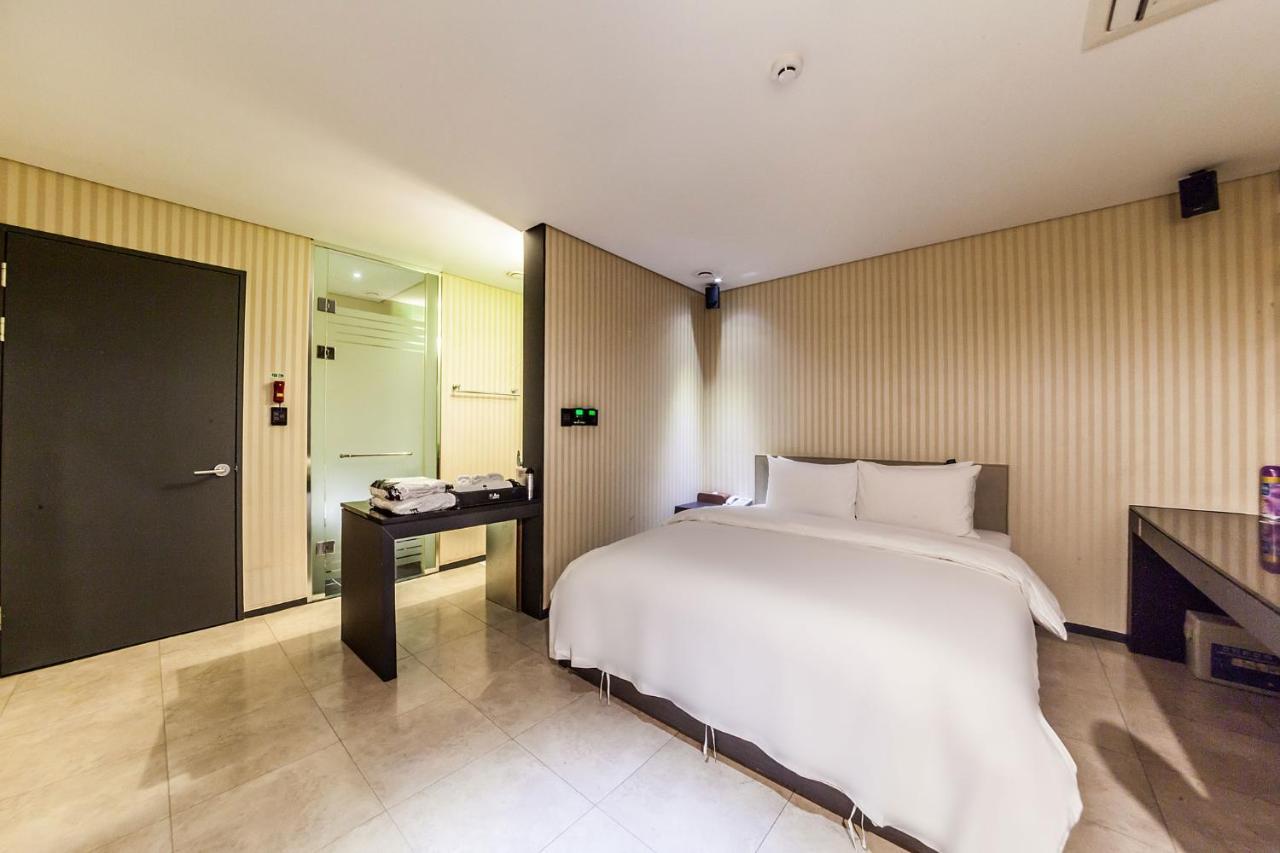 Jbis Hotel Uijeongbu Buitenkant foto