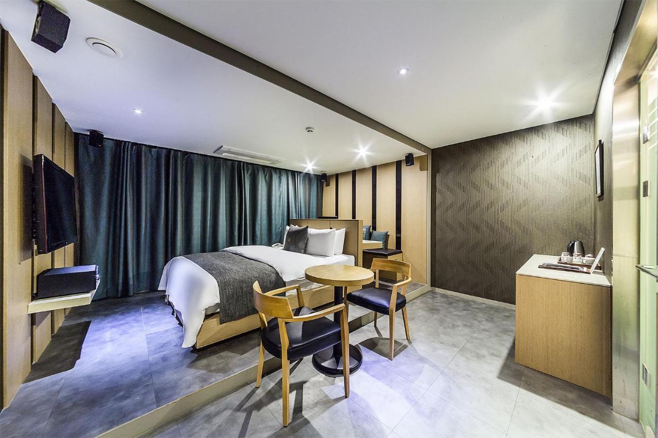 Jbis Hotel Uijeongbu Buitenkant foto