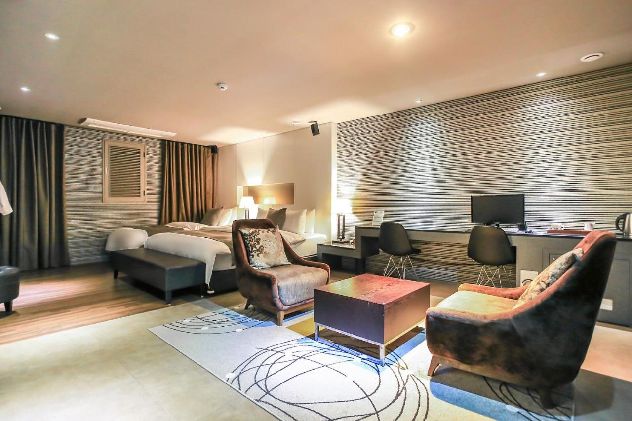 Jbis Hotel Uijeongbu Buitenkant foto