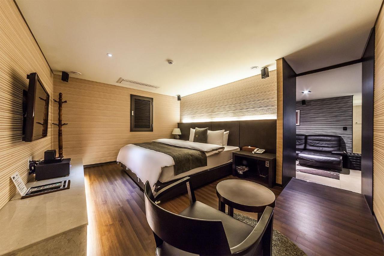 Jbis Hotel Uijeongbu Buitenkant foto