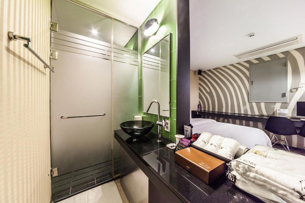 Jbis Hotel Uijeongbu Buitenkant foto