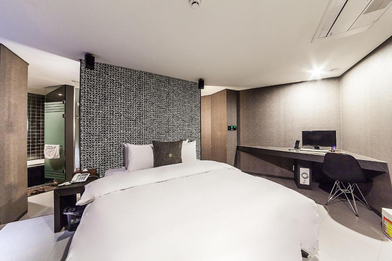 Jbis Hotel Uijeongbu Buitenkant foto