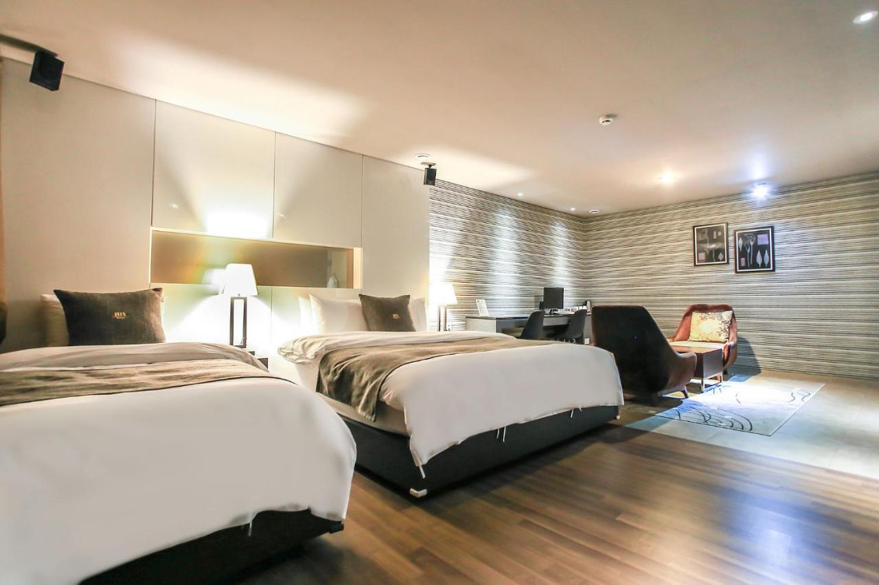 Jbis Hotel Uijeongbu Buitenkant foto