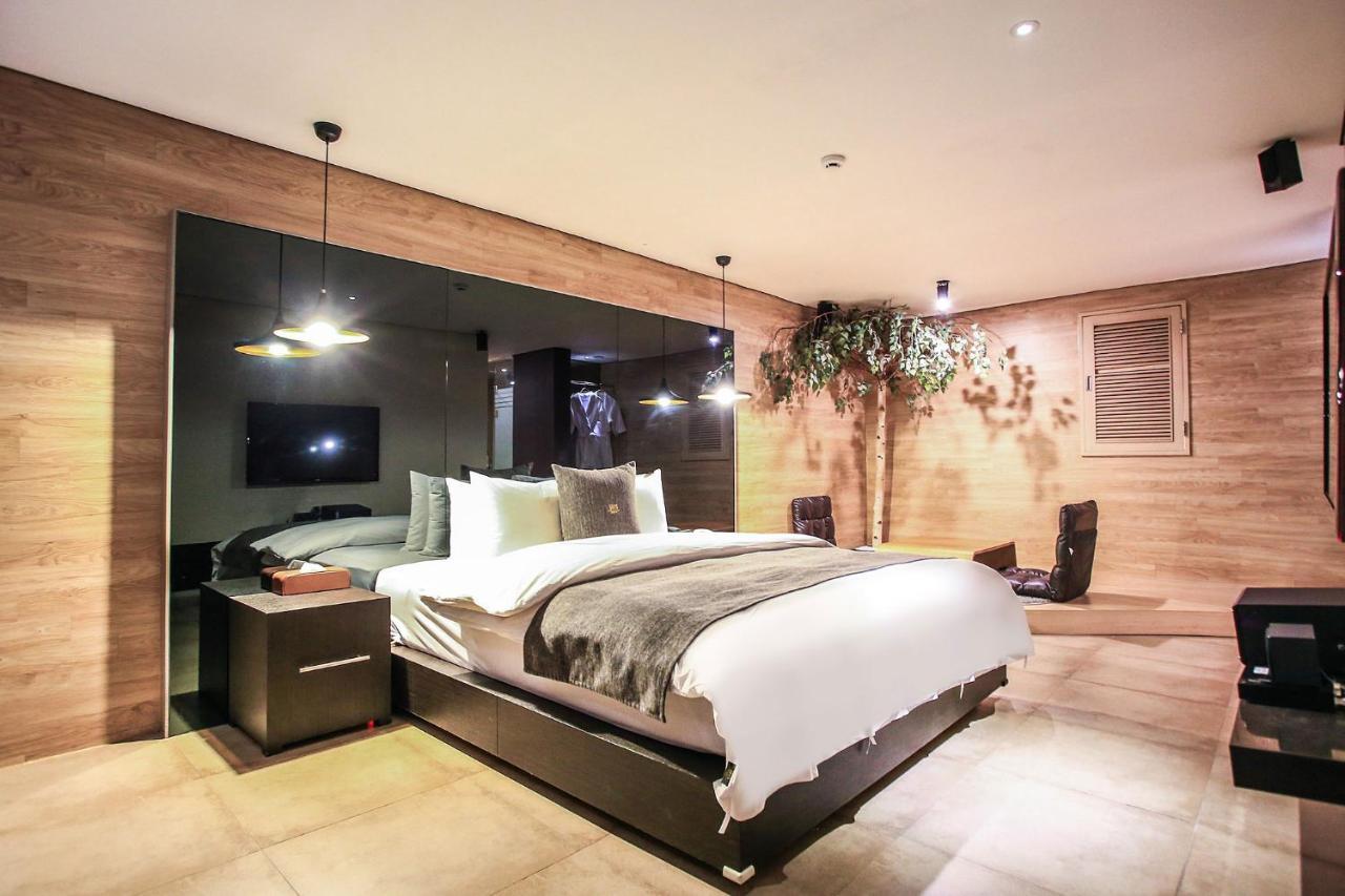 Jbis Hotel Uijeongbu Buitenkant foto