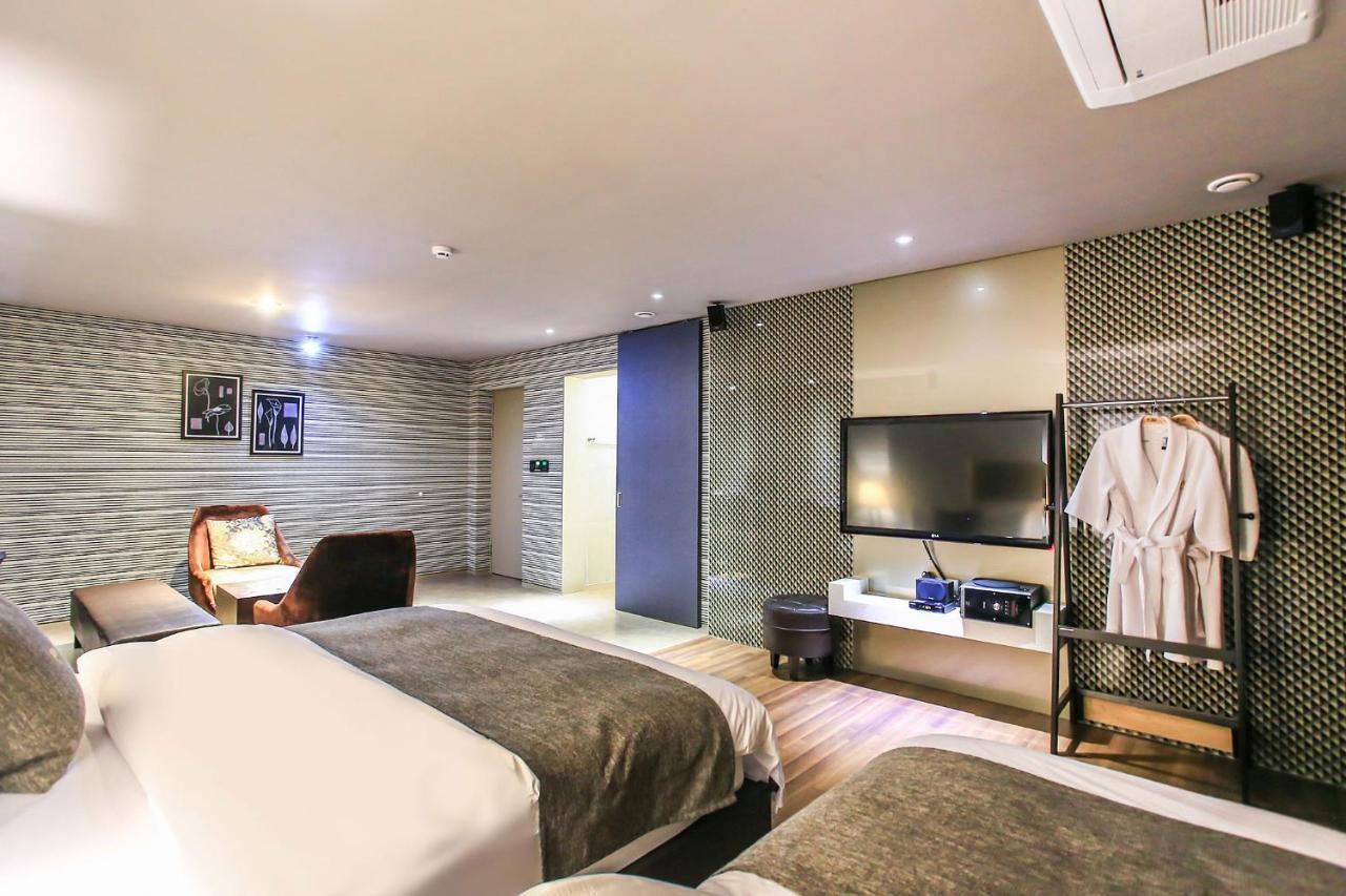 Jbis Hotel Uijeongbu Buitenkant foto